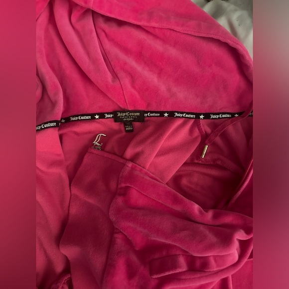 juicy couture velour tracksuit (copy) - Picture 2 of 3